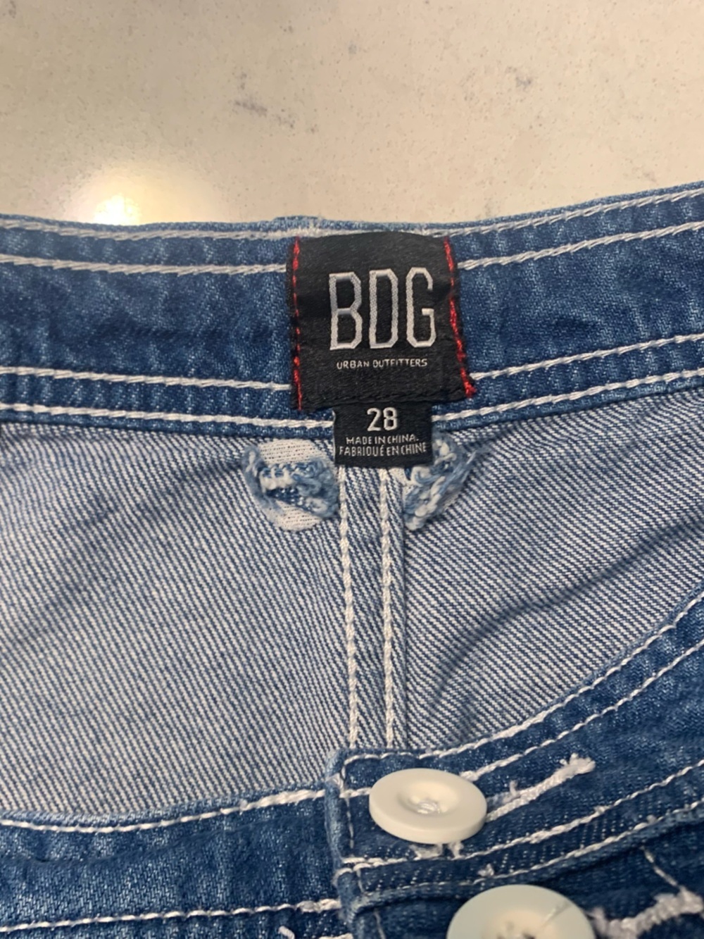BDG Super Wide Leg Exposed Button Fly Cropped High Waisted Flare Jeans - 28 - Picture 8 of 14